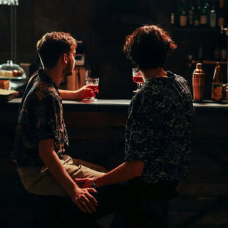 Mastering the Art of Bar Etiquette: Essential Tips for a Polished Experience