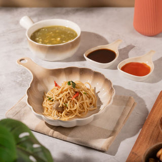Takisso | Serving Set | Premium Porcelain Serving Bowls & Dip Dishes | 4 Pieces