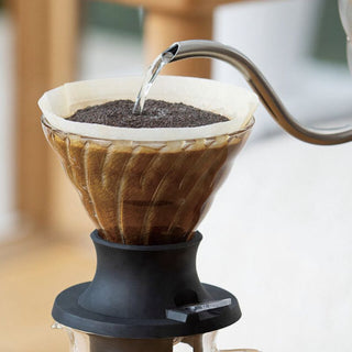 Hario | V60 Switch Immersion Dripper with Beaker & Filters | 200 ml | Black | Set of 40 Paper