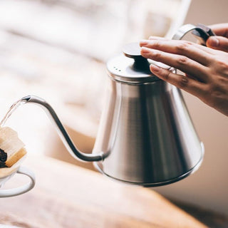 Hario | V60 Drip Kettle Wood | 800ml | Stainless Steel & Natural Wood | Hairline Silver