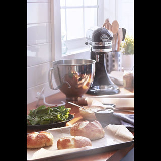 KitchenAid | 4.8L Artisan Tilt-Head Stand Mixer | Onyx Black | 300W