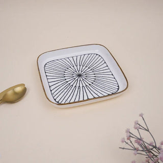 Takisso| Jimo Square Snack Plate | Ceramic | White