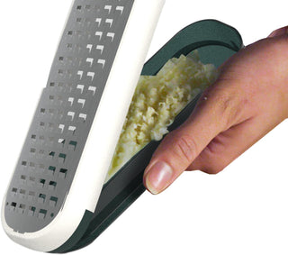 Grate + Collect – Stainless Steel Grater 2