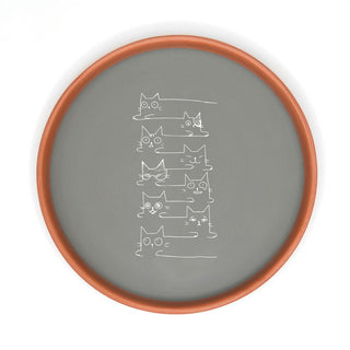 Hand-painted earthenware plate

