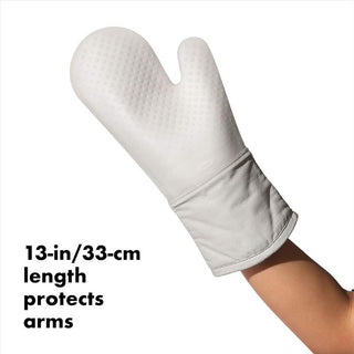 Non-slip OXO Silicone Oven Mitt with diamond pattern grip

