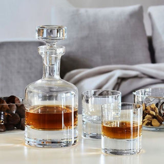 Premium whisky glasses for gifting