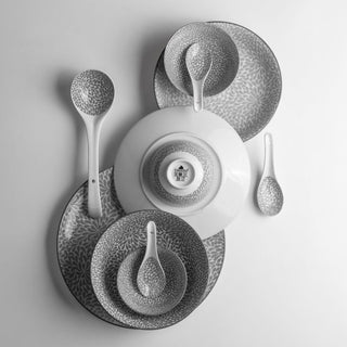 Takisso crockery set