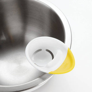 OXO | Good Grips | 3-in-1 Egg Separator | BPA-Free Plastic | White and Yellow | 1 pc