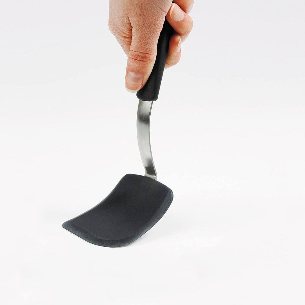 OXO Peppercorn Silicone Everyday Flexible Turner
